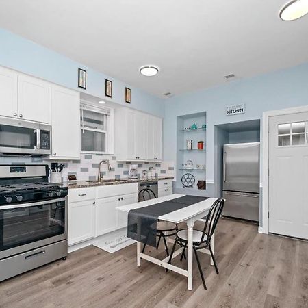Cozy, Top-Floor 3Br Loft With Balcony In West Town Chicago Esterno foto