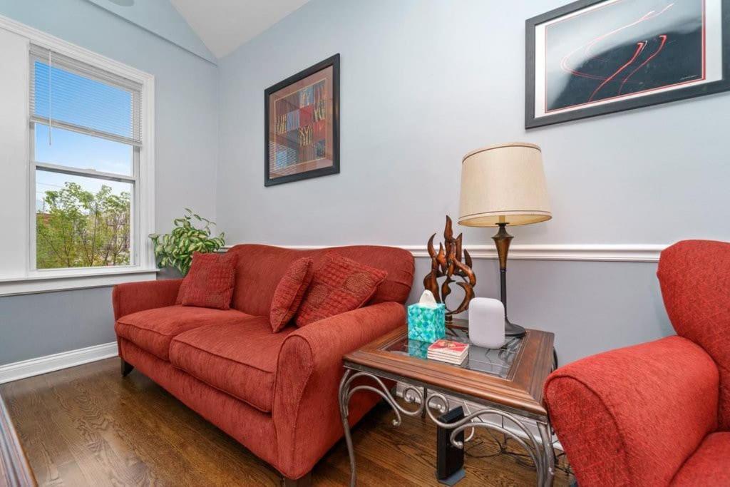 Cozy, Top-Floor 3Br Loft With Balcony In West Town Chicago Esterno foto