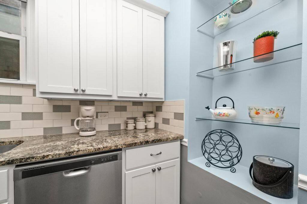 Cozy, Top-Floor 3Br Loft With Balcony In West Town Chicago Esterno foto