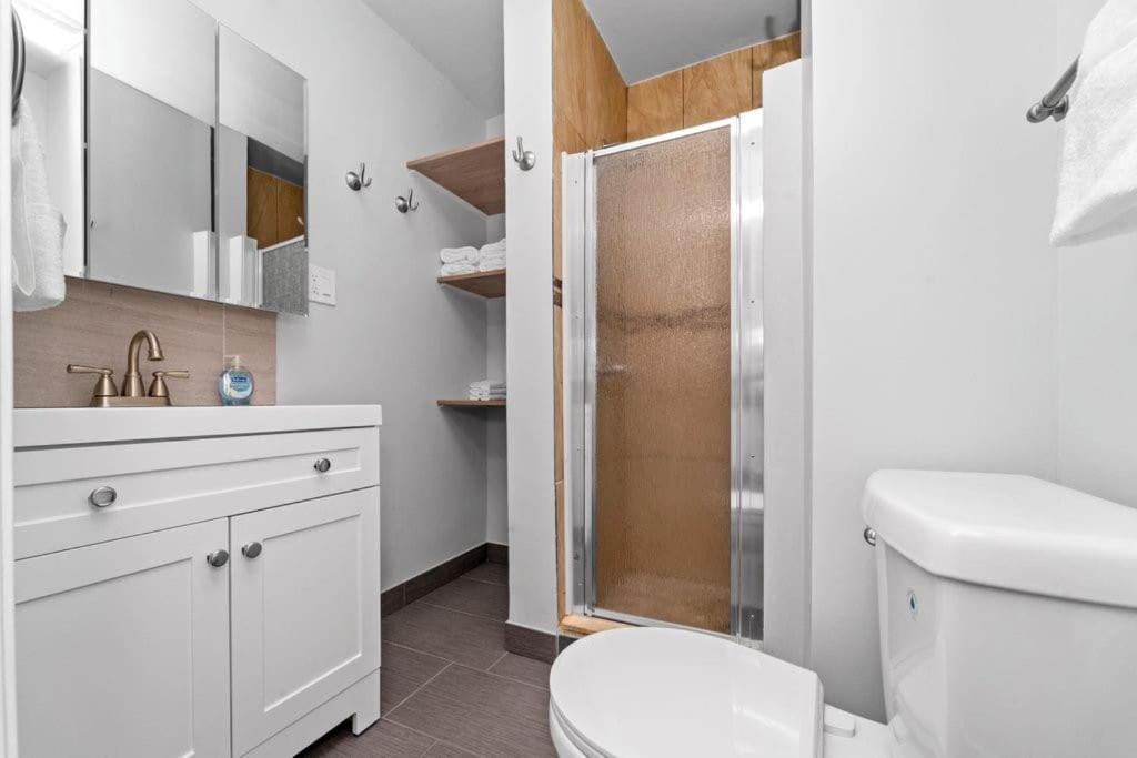 Cozy, Top-Floor 3Br Loft With Balcony In West Town Chicago Esterno foto